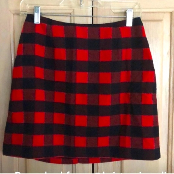 💫- Skirt.   Can dress it up or down - Picture 1 of 2